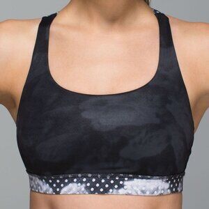Lululemon Women's Energy Bra Dottie Dream Coal Black Athletic Workout top 8